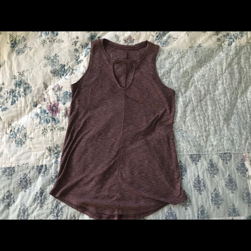 Maurice’s Cutout Tank